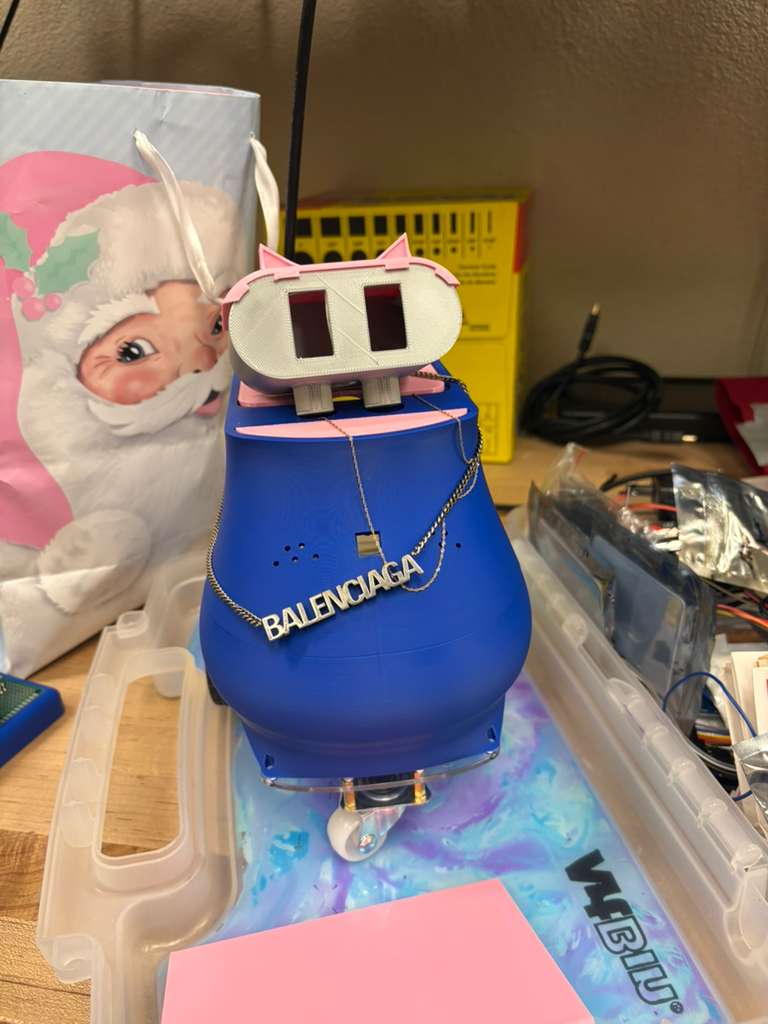 Dashboard-linked robot photo asset